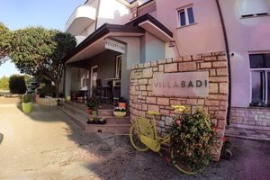 Alojamiento - Villa Badi