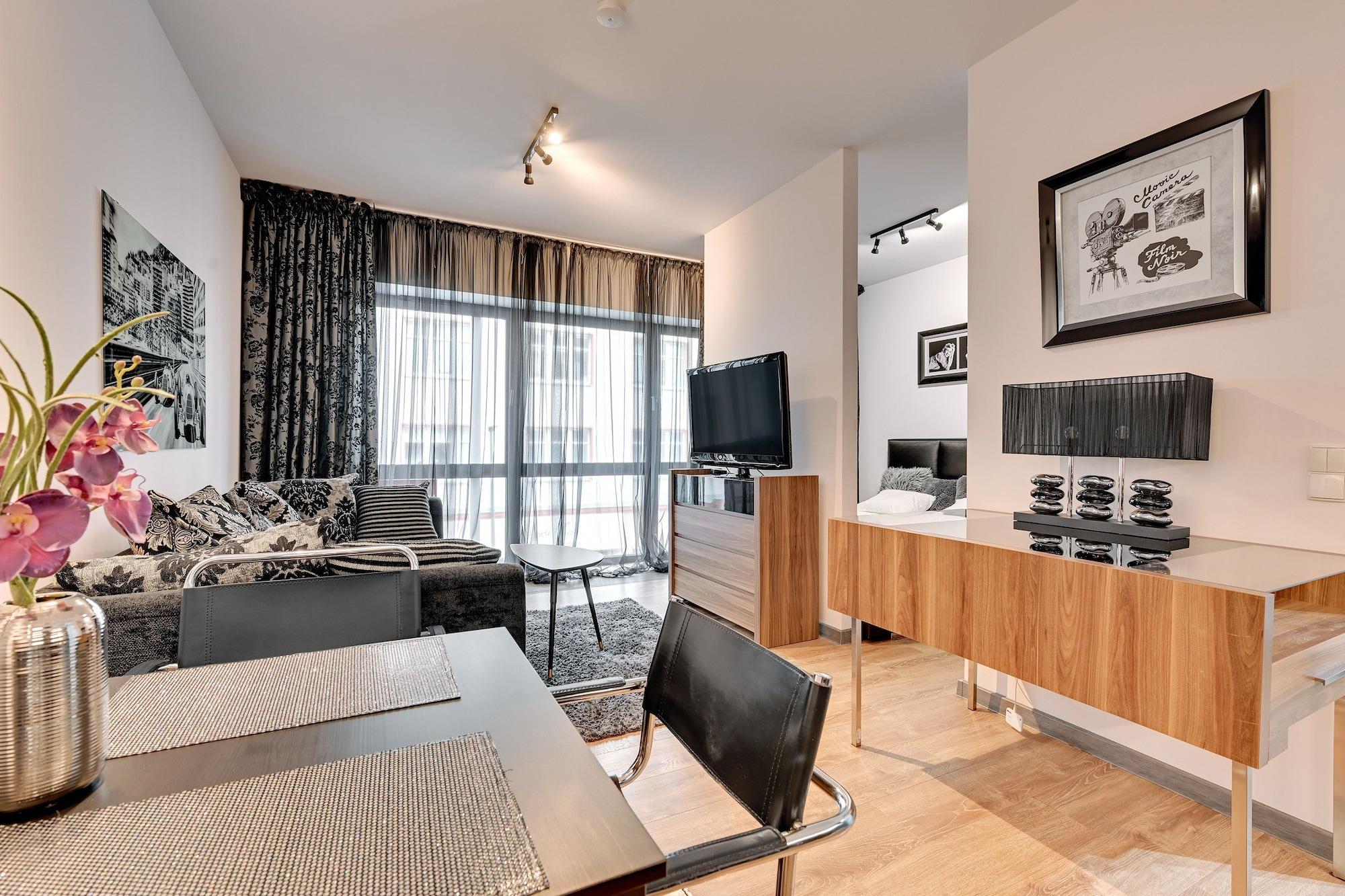 Varios Dom & House - Apartments Baltiq Plaza