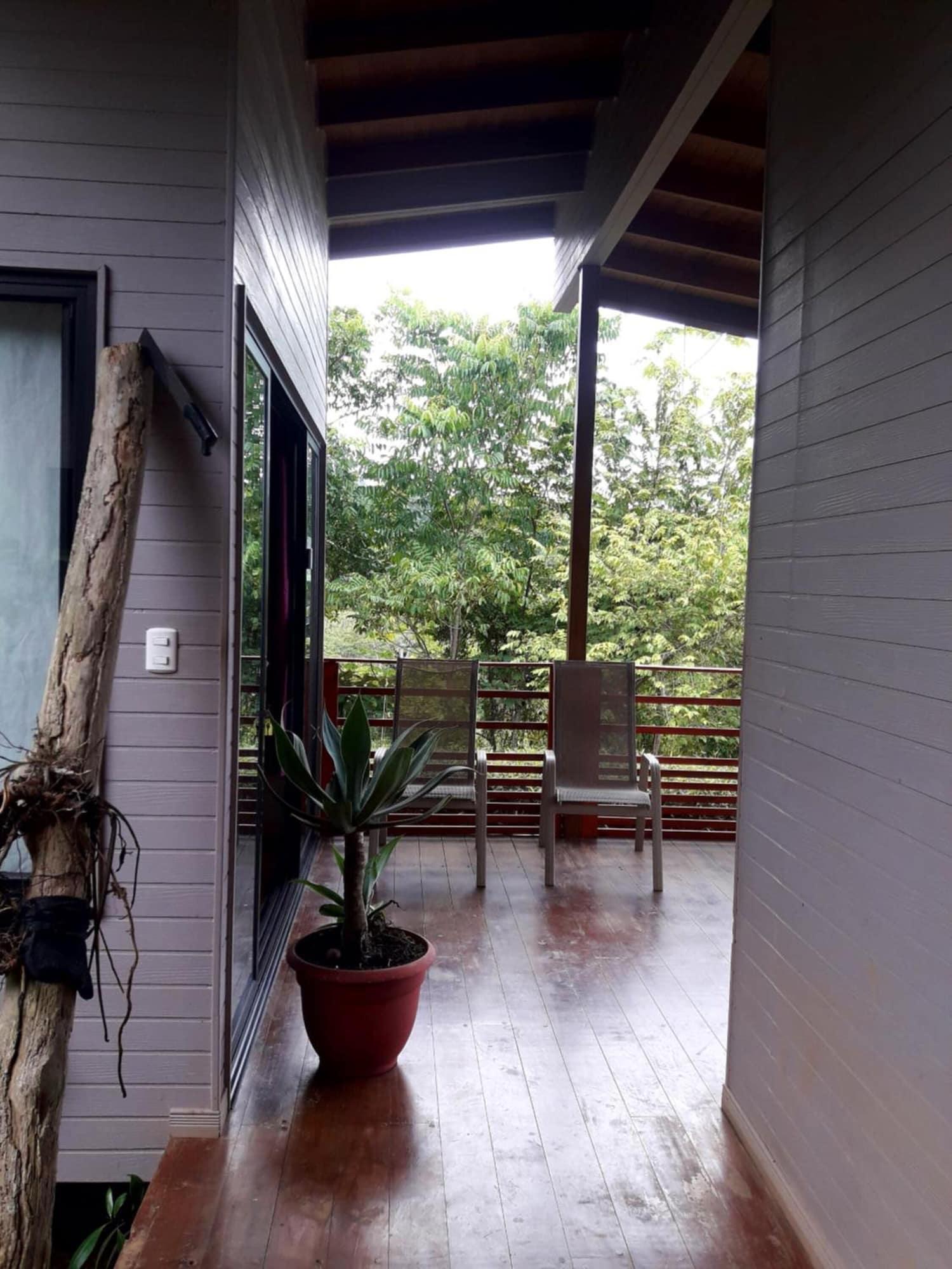 Equipamiento de Habitación Eden Tica Lodge