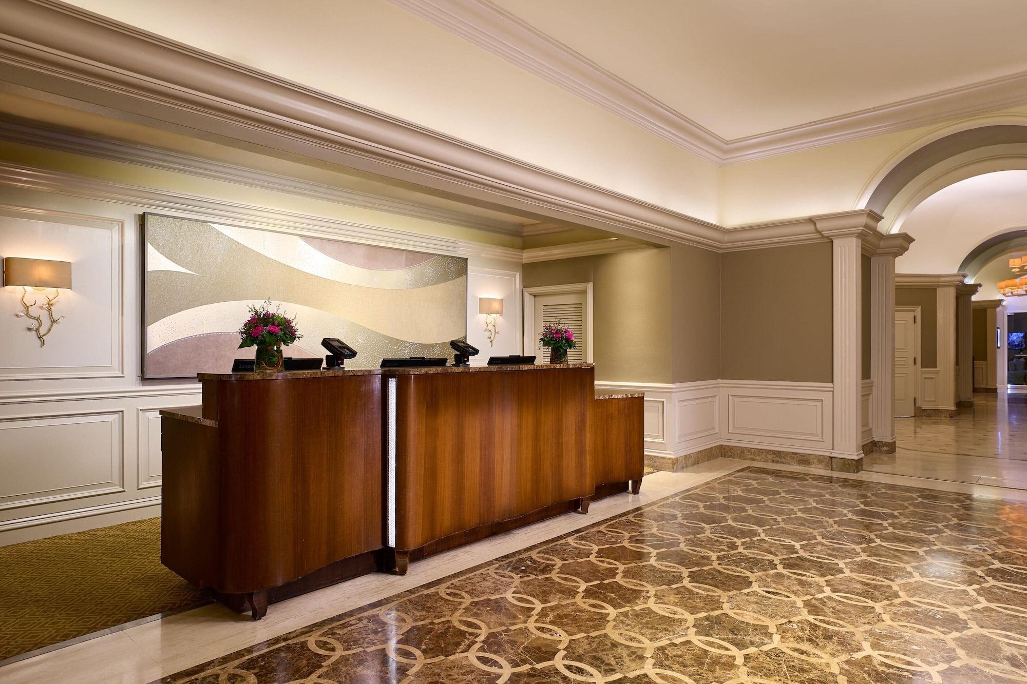 Vista Lobby The St. Regis Houston