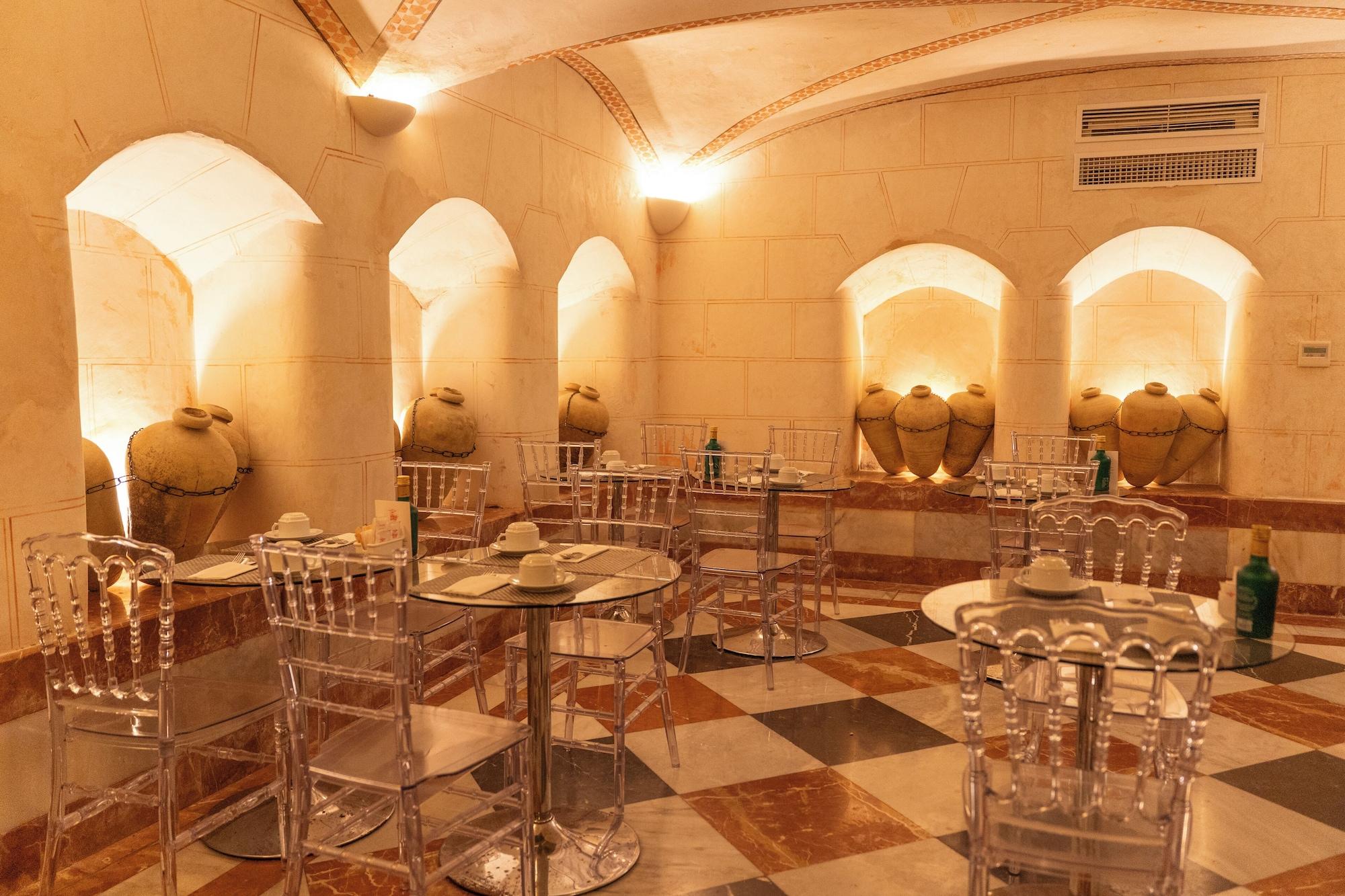 Restaurante Las Casas de la Judería, Sevilla Historic City Center