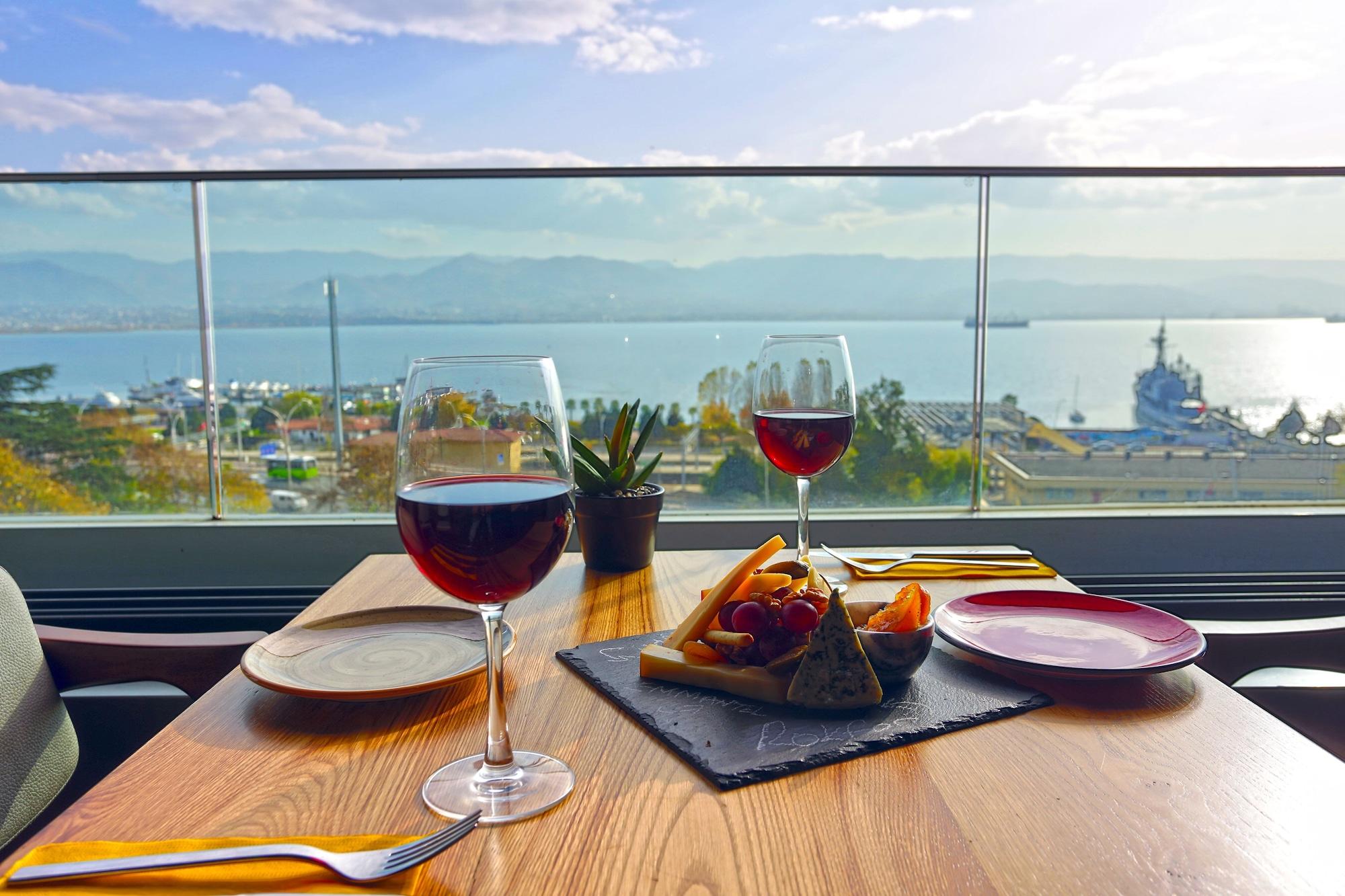 Restaurant Wes Hotel Izmit