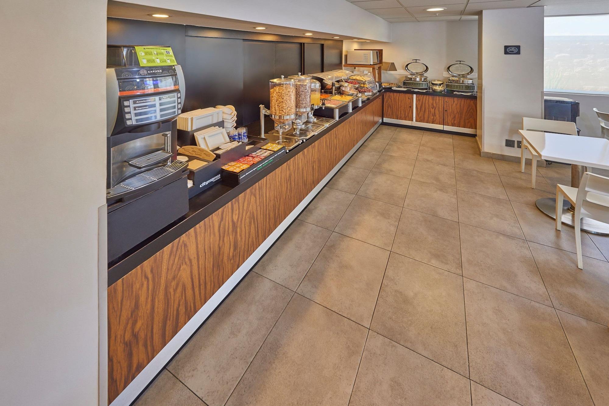 Restaurant City Express by Marriott Cananea