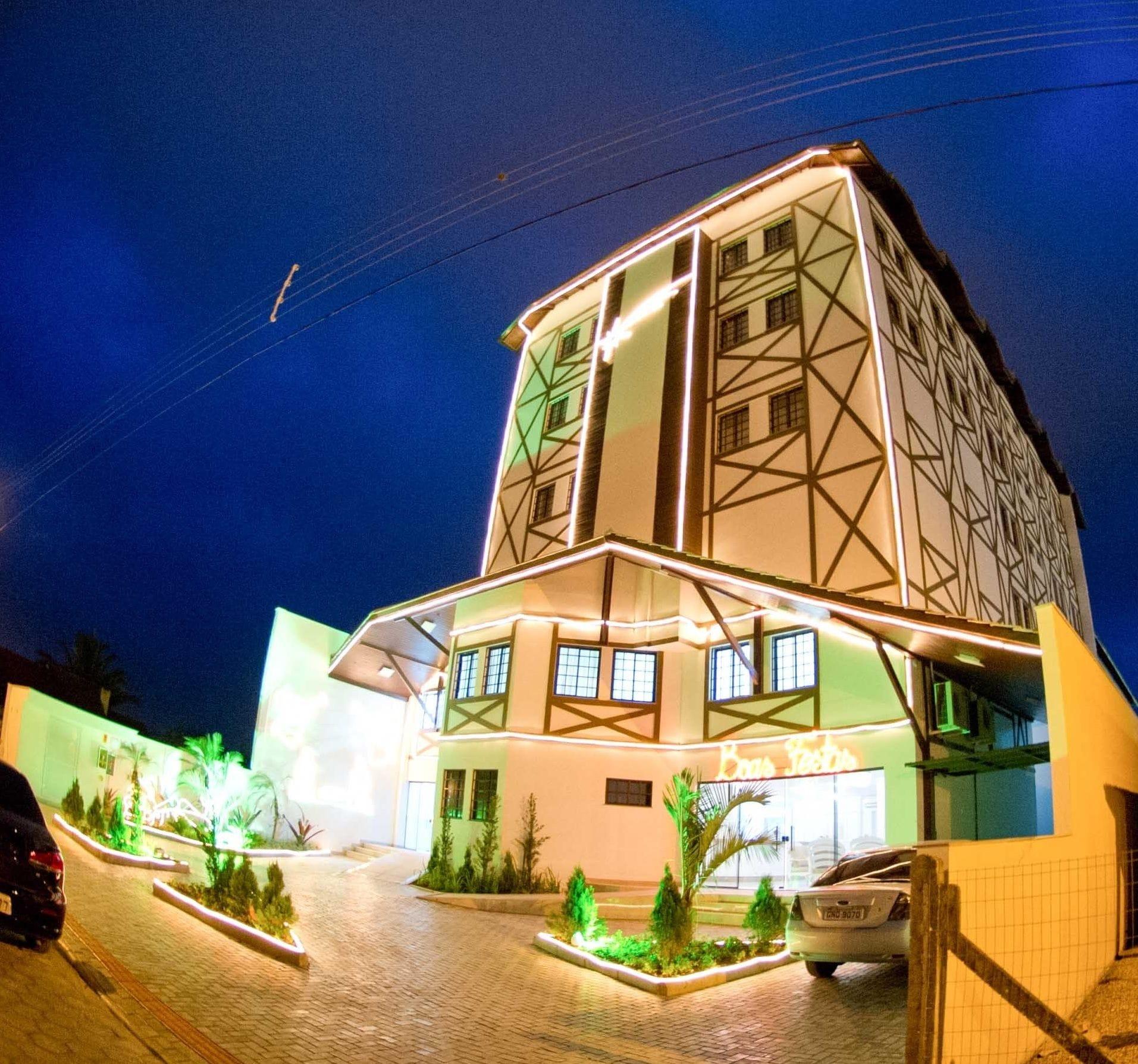 Vista Exterior Hotel Oma Zita