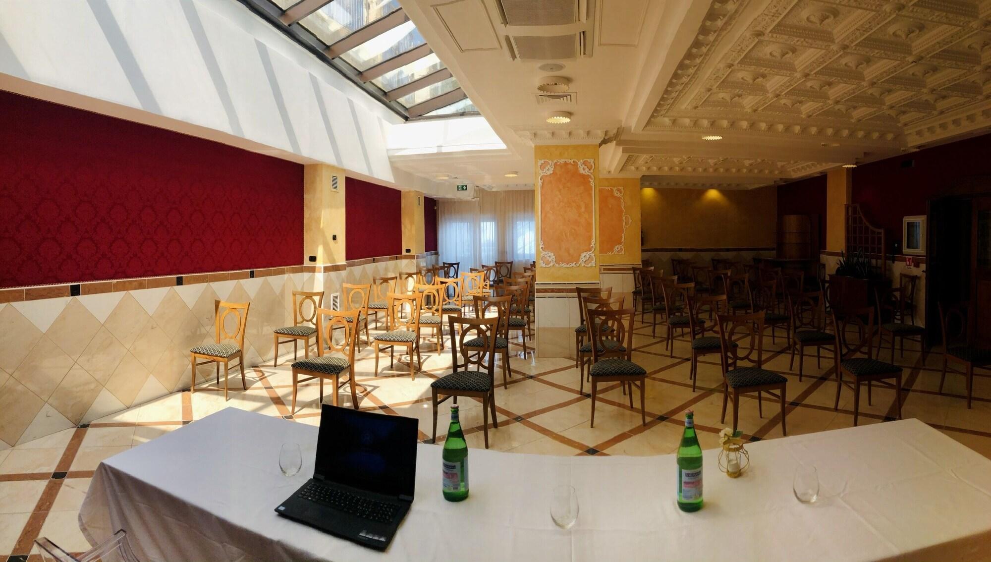 Sala de Reuniones San Giovanni Rotondo Palace - Ali Hotels