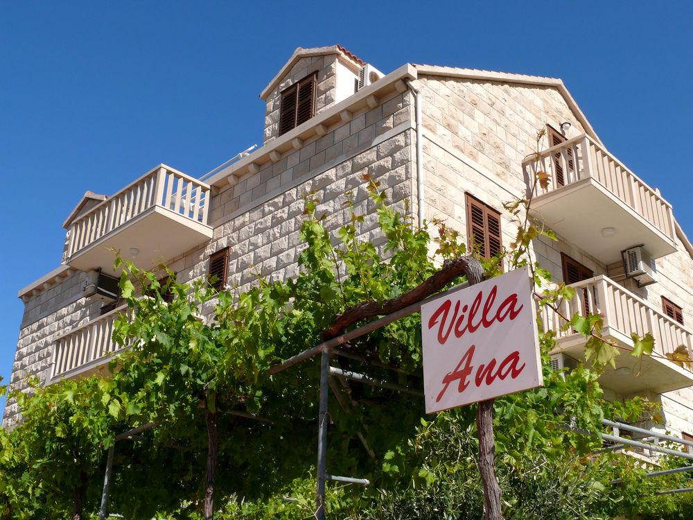 Vista Exterior Villa Ana