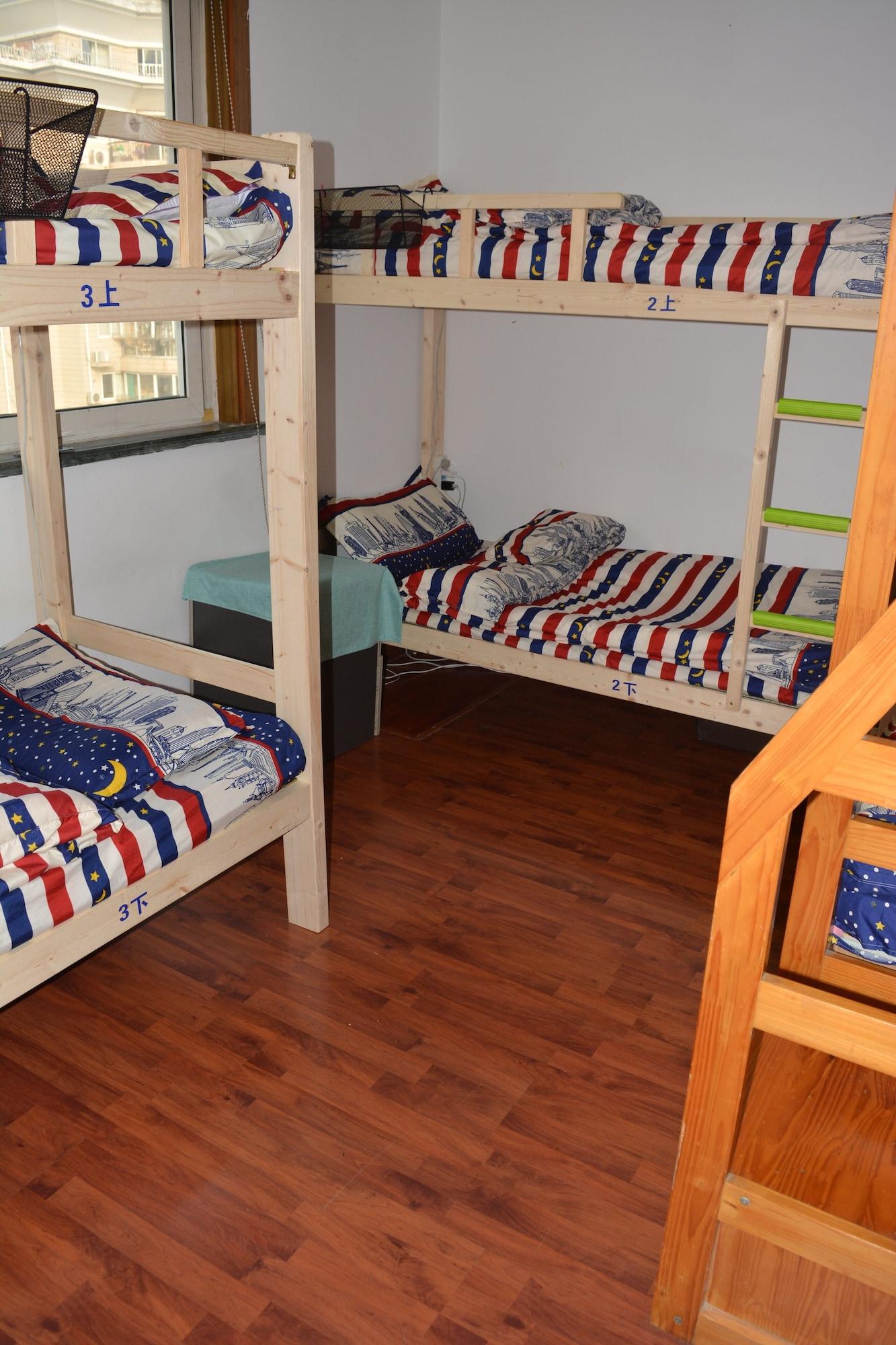 Equipamiento de Habitación Shanghai Sky168 Youth Hostel