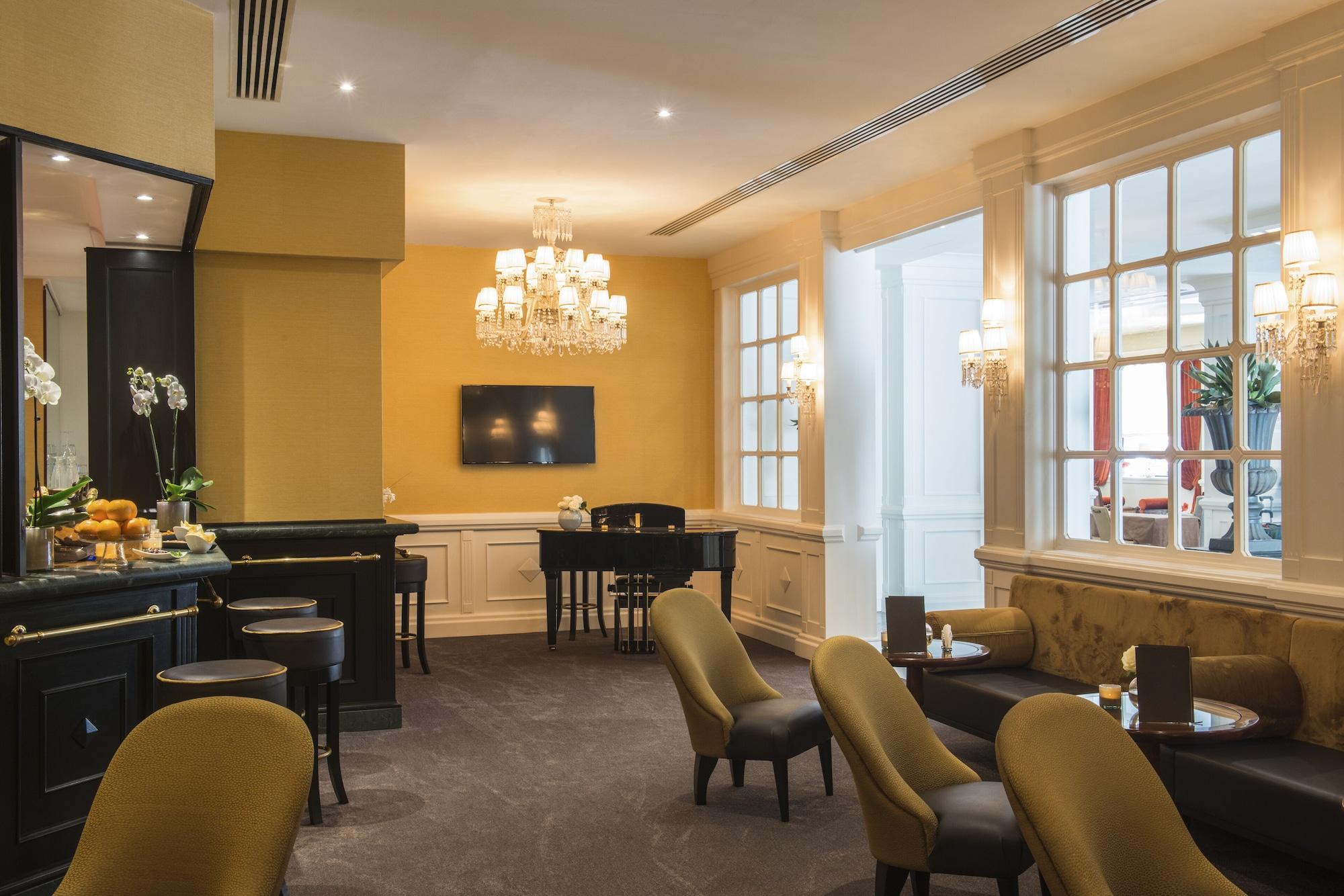 Bar/Salón Starhotels Michelangelo