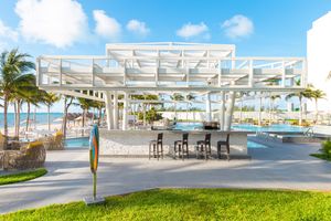 Hoteles en Playa Mujeres 5 Estrellas para Adultos