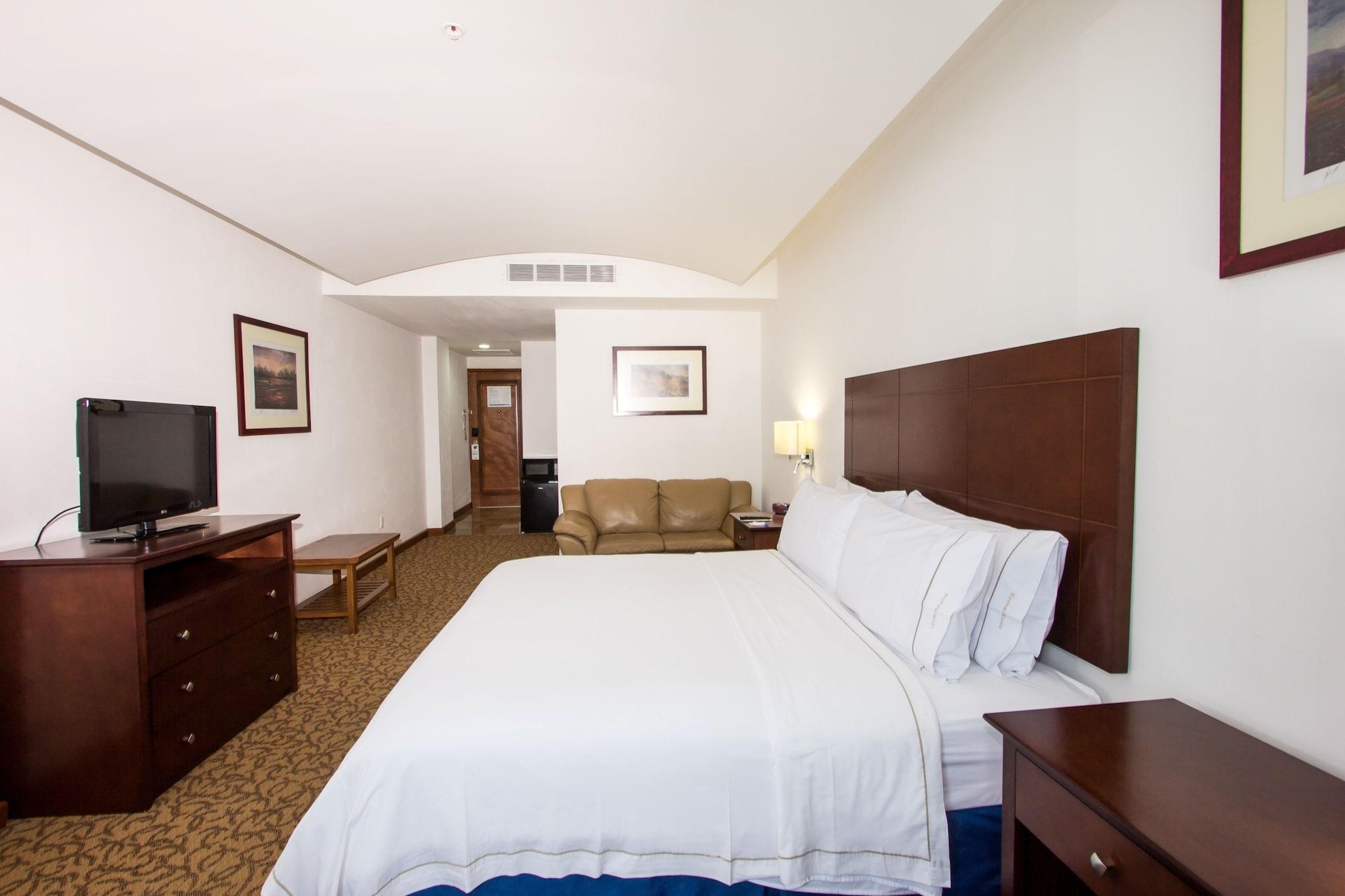 Habitación Holiday Inn Express Nuevo Laredo by IHG