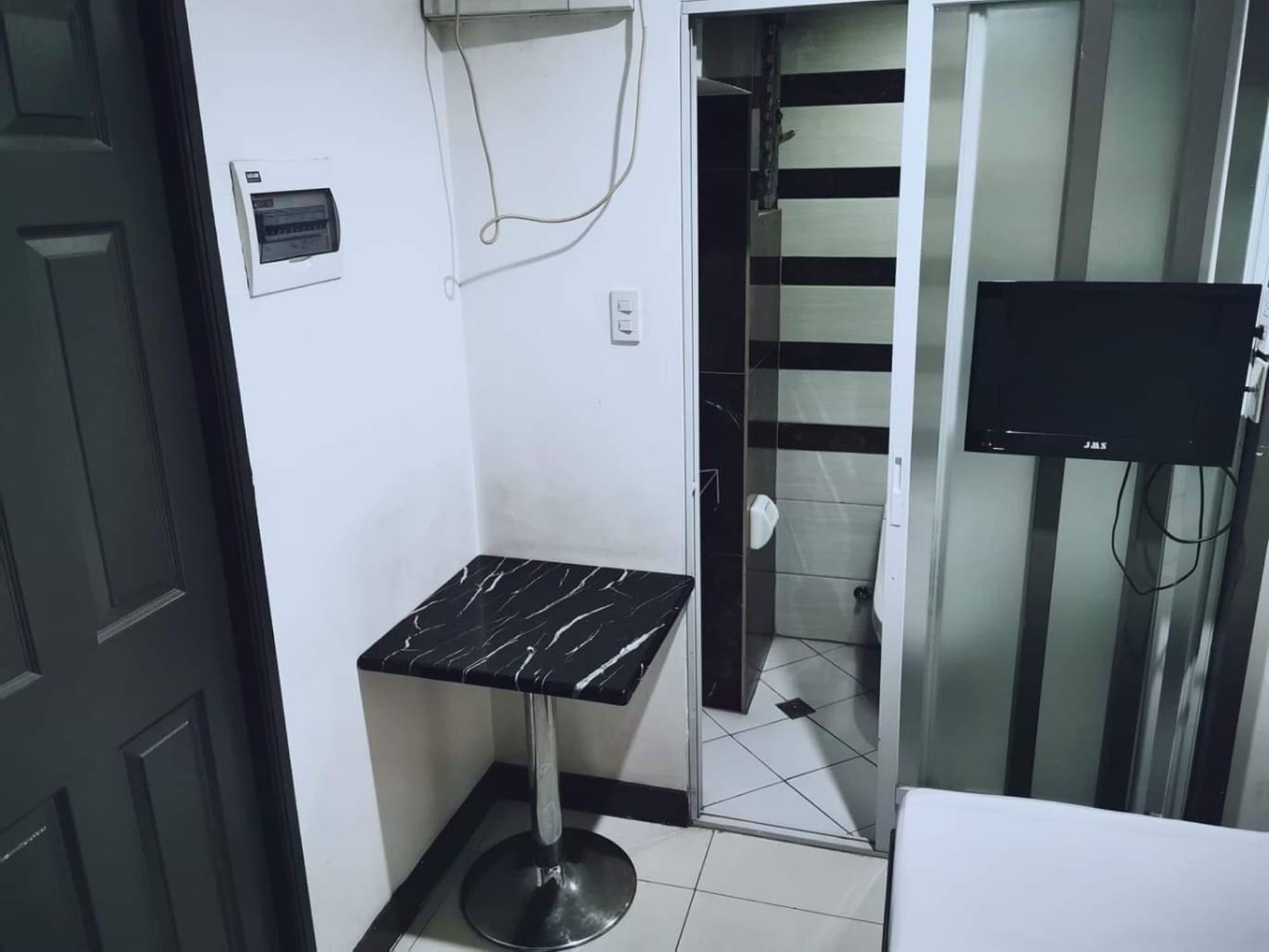 Set de Habitación Cosmo Hotel - Kamuning