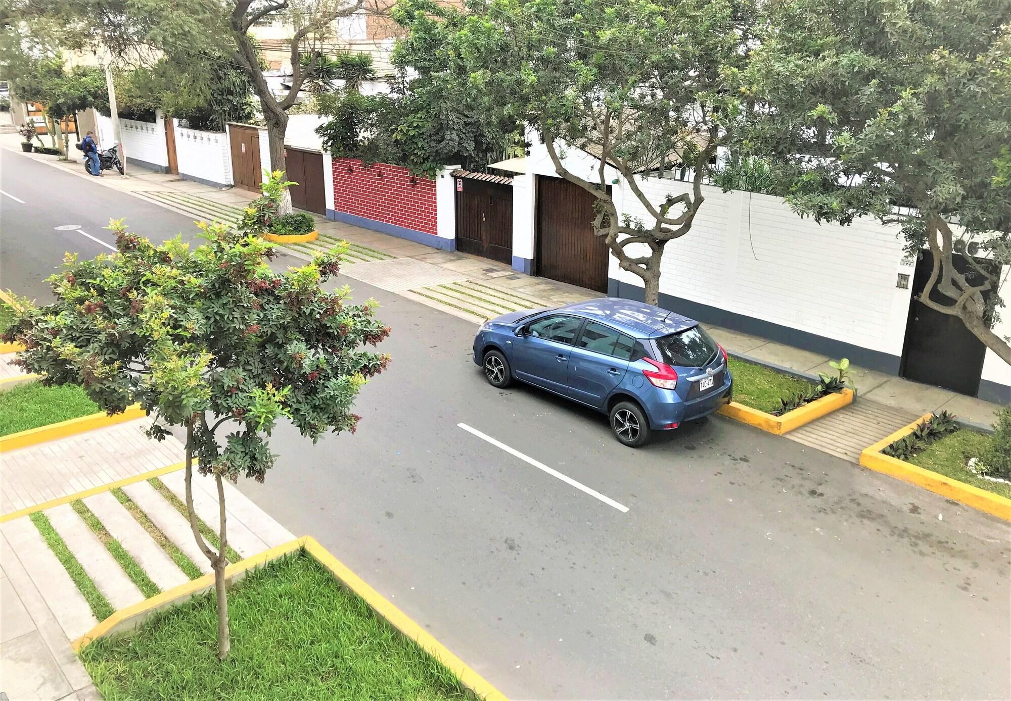 Vista Exterior Hostal Carlos Tenaud