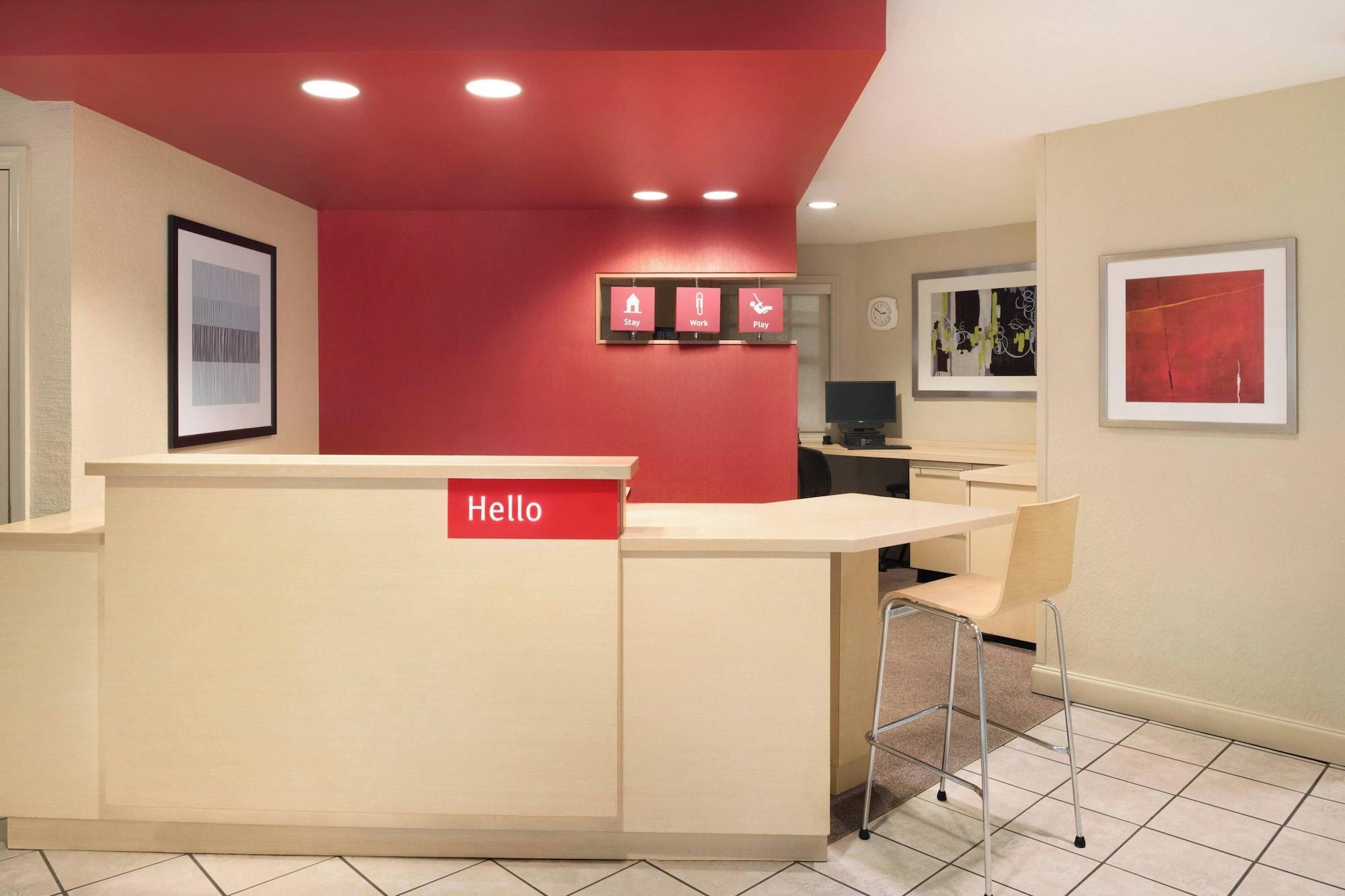 Vista Lobby Towneplace Suites by Marriott Boca Raton