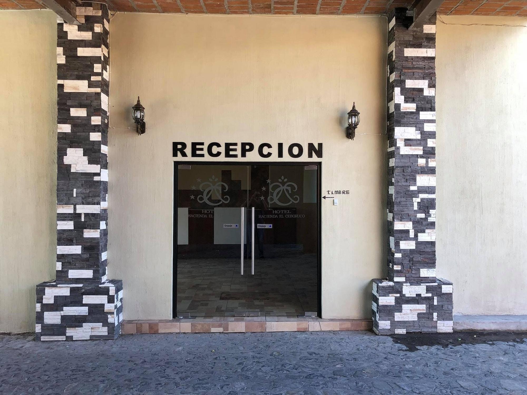 Vista Lobby Hotel Hacienda El Ceboruco
