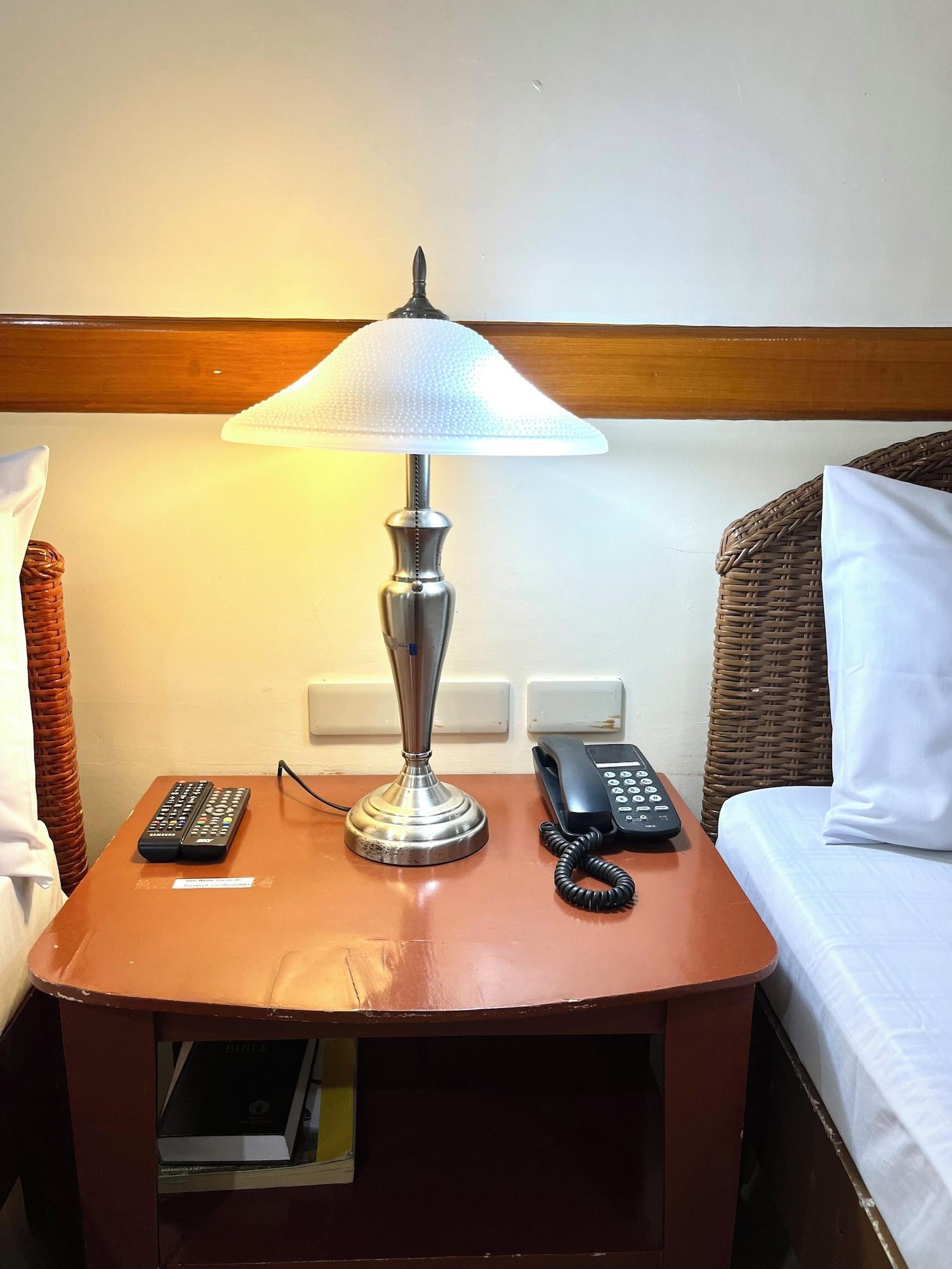 Set de Habitación Coconut Pension House