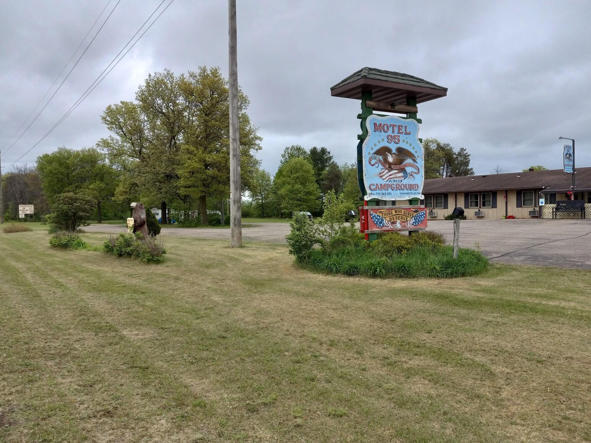 Varios Motel 95 & campground