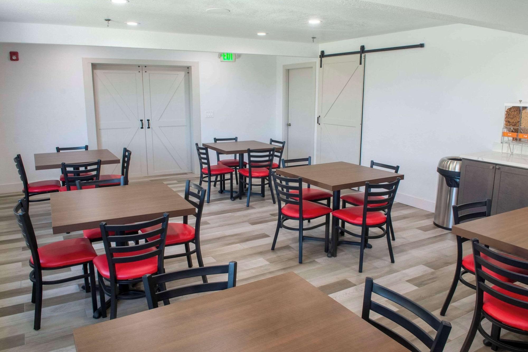 Restaurant Comfort Inn Battle Mountain - Midway Between Elko and Winnemucca