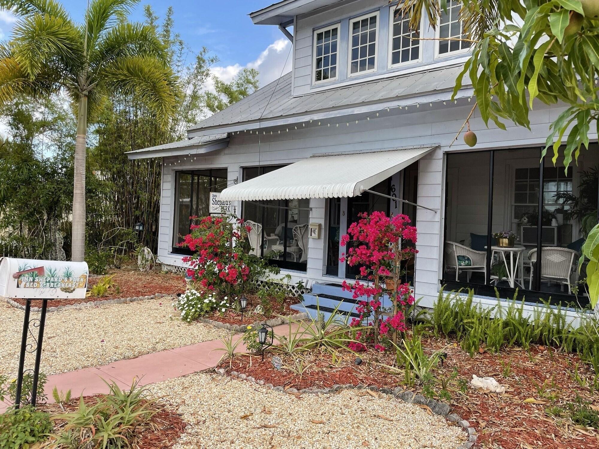Vista Exterior Inn Shepards Park Bed And Breakfast