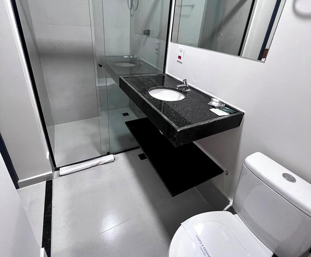 Equipamiento de Habitación Missal Hotel