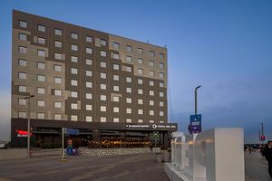 Alojamiento - Wyndham Grand Costa del Sol Lima Airport