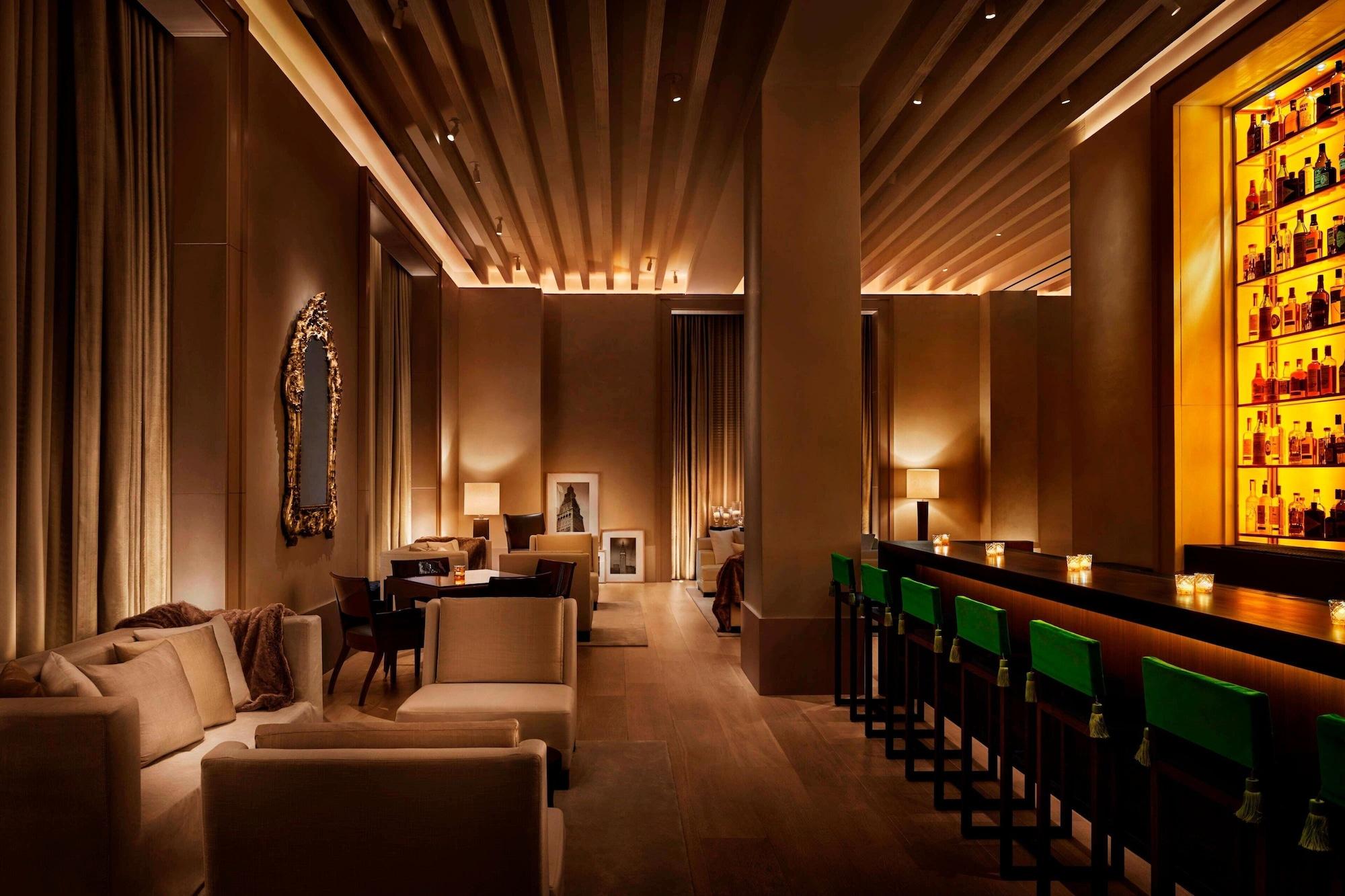 Vista Lobby The New York EDITION