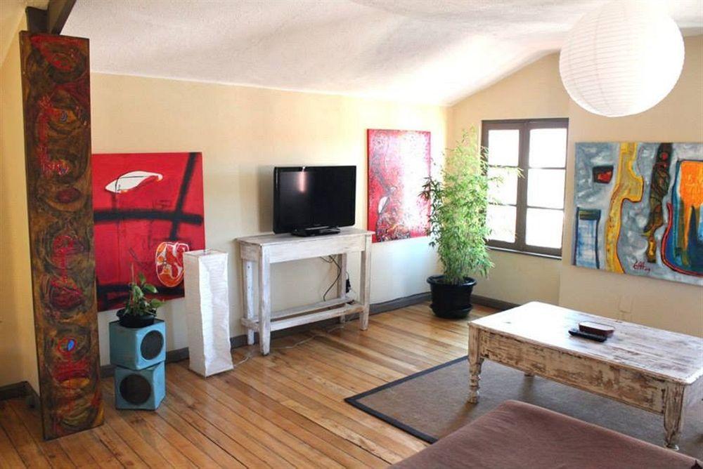 Varios Aparthotel A La Maison