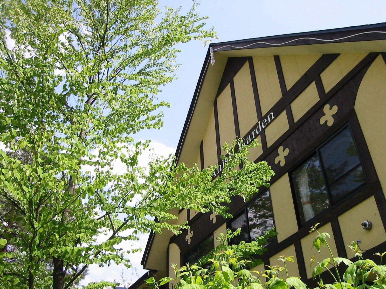 Vista Exterior Petit Hotel Anise Garden