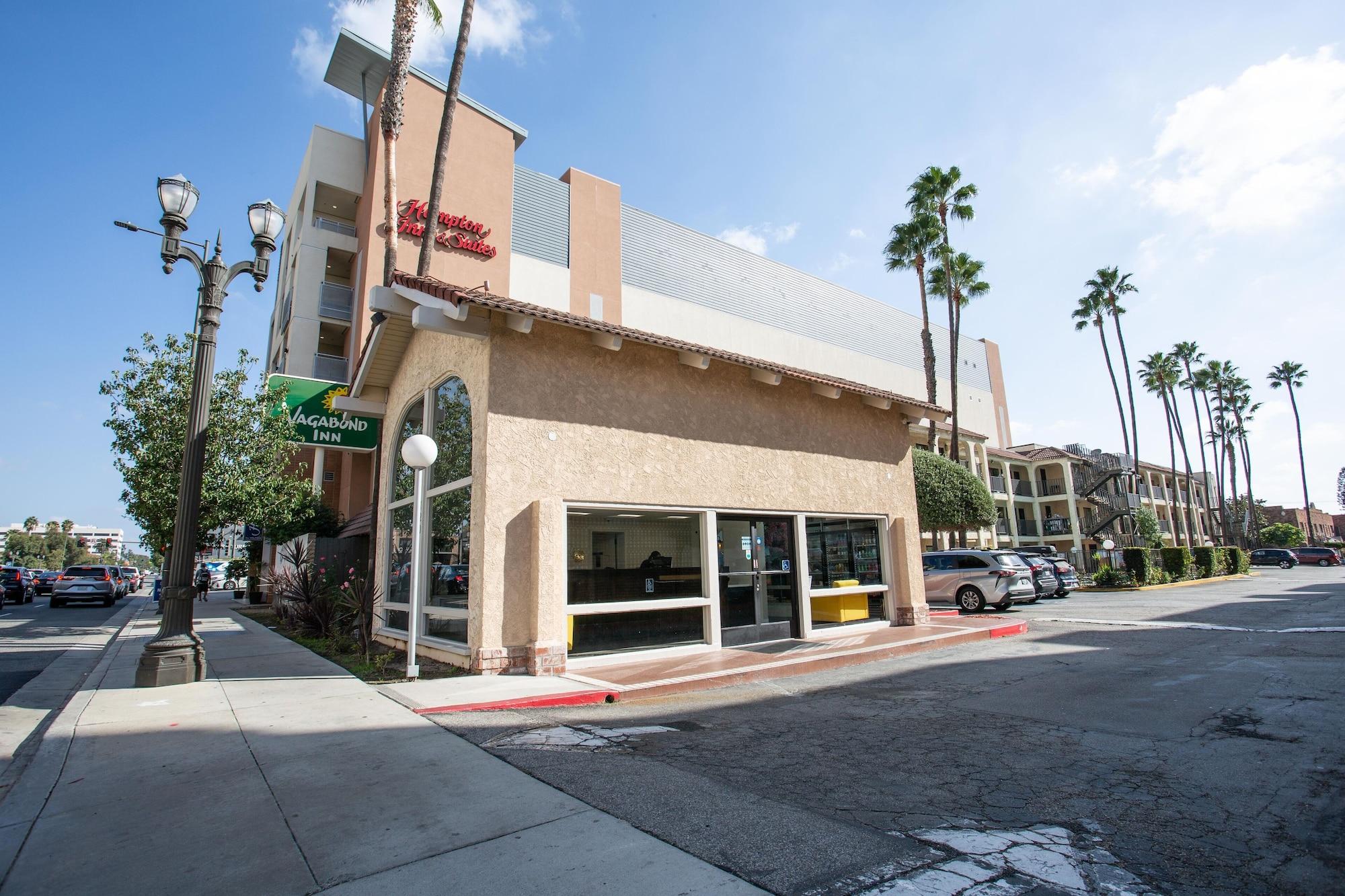 Vista Exterior Vagabond Inn Glendale