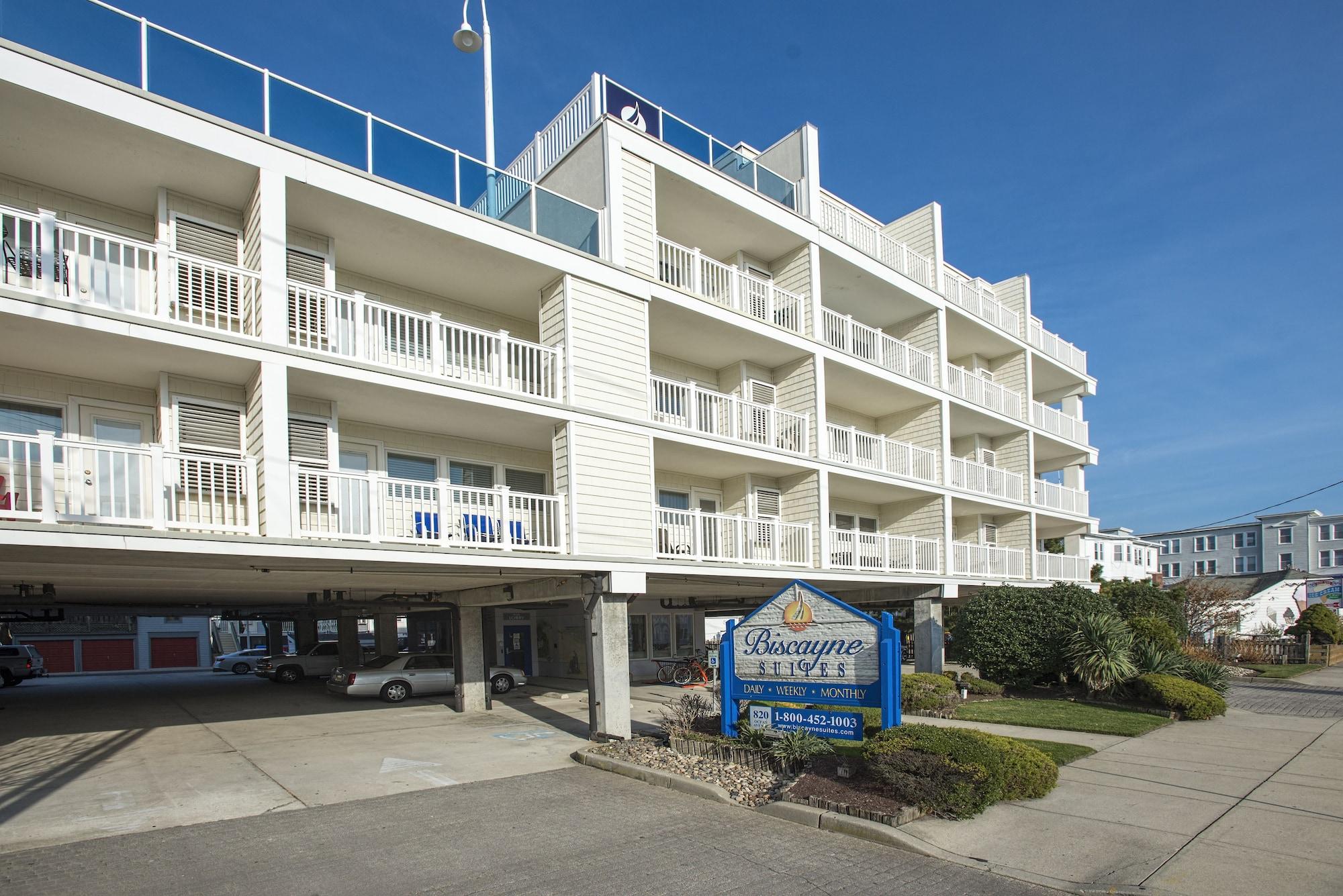 Vista Exterior Biscayne Suites