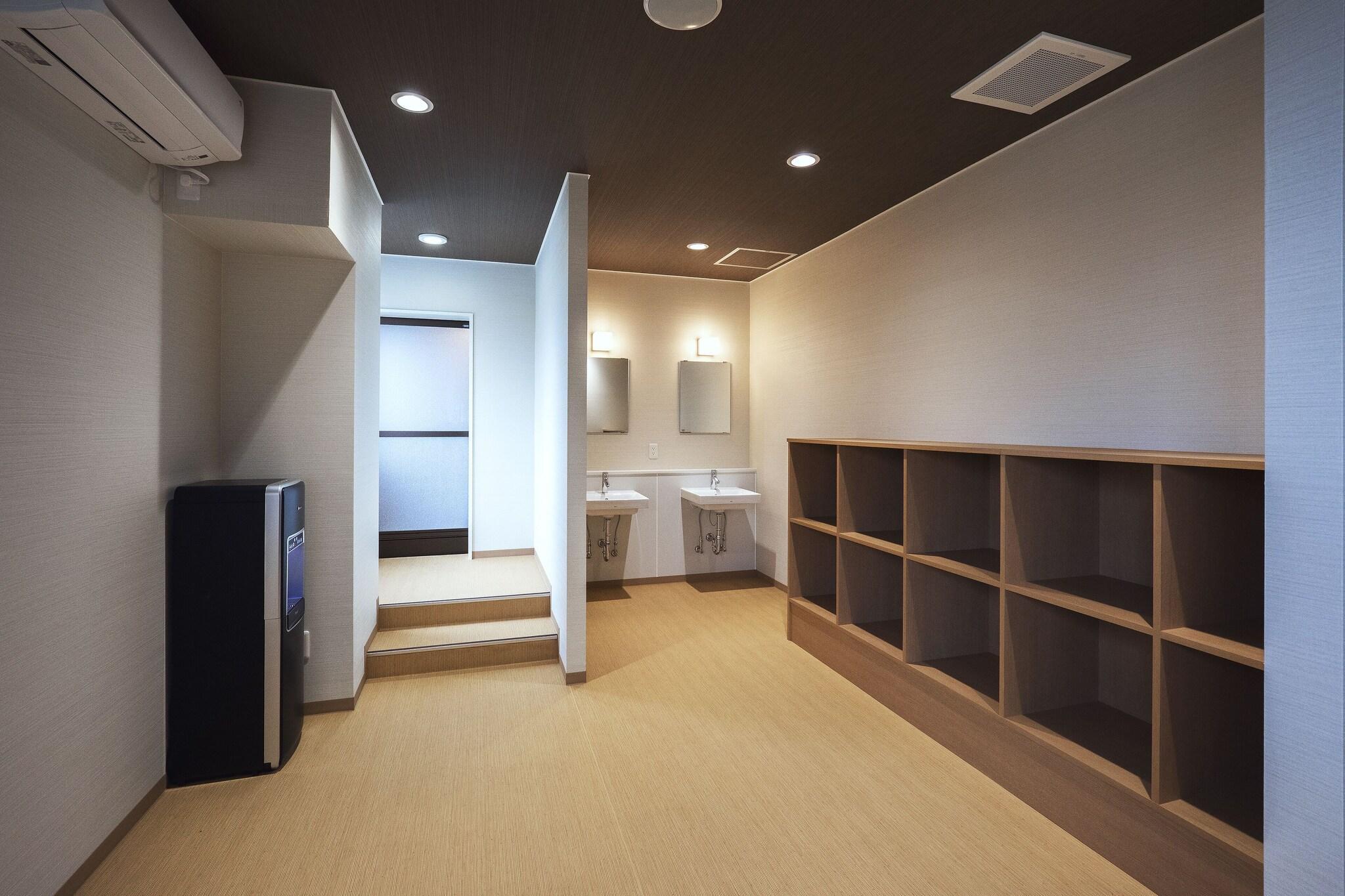 Vista Lobby Harvest Hotel