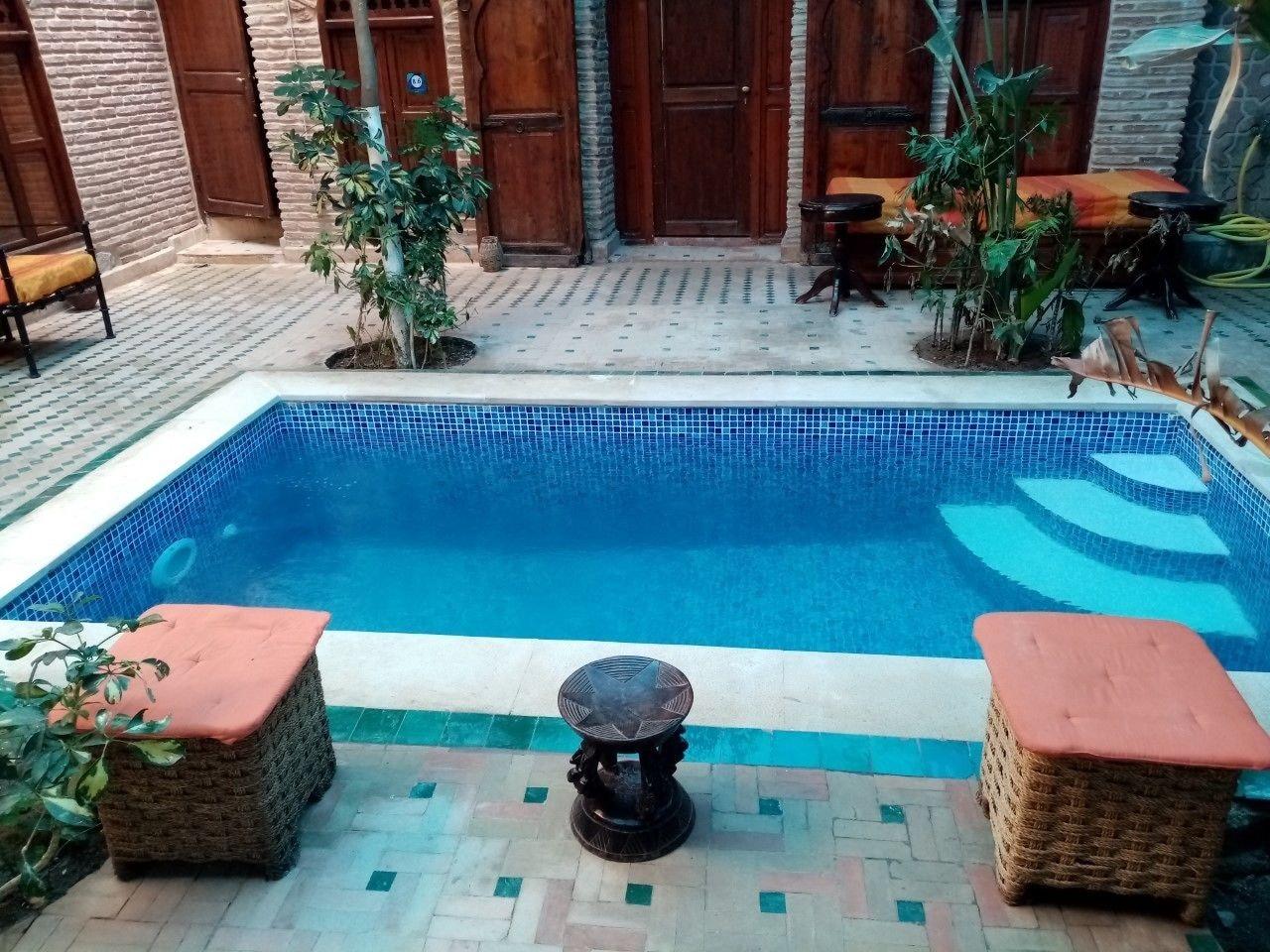 Vista Piscina Riad Hidden