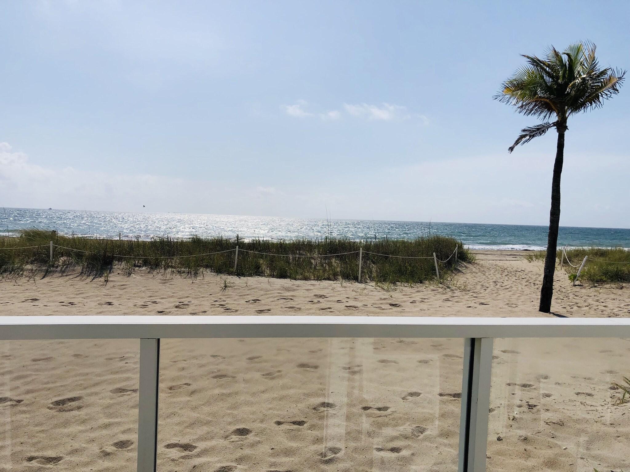 Playa Tides Inn Hotel