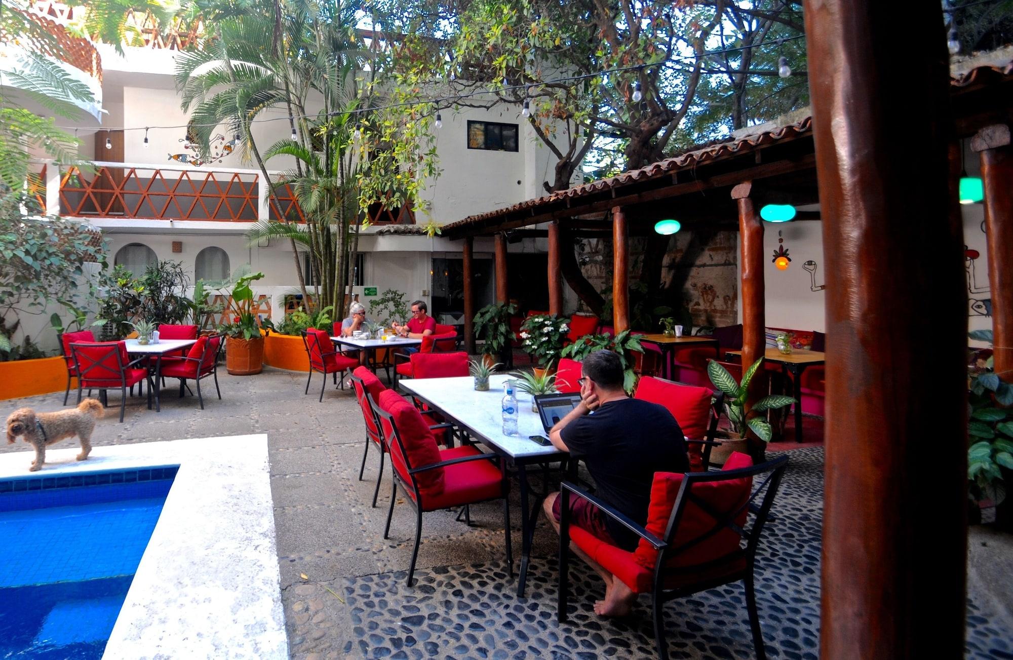 Restaurant Villa Mercedes Petit Hotel