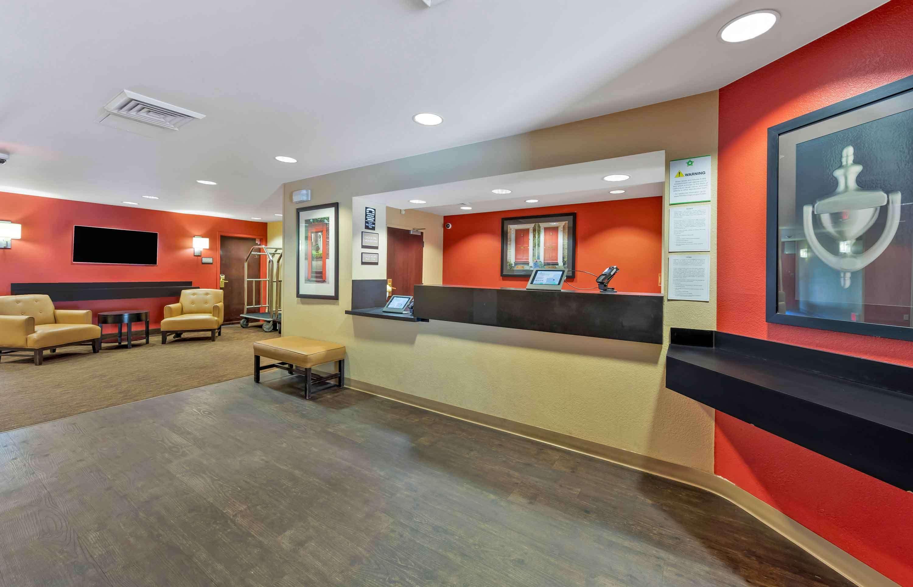 Vista Lobby Extended Stay America Suites Clearwater Carillon Park