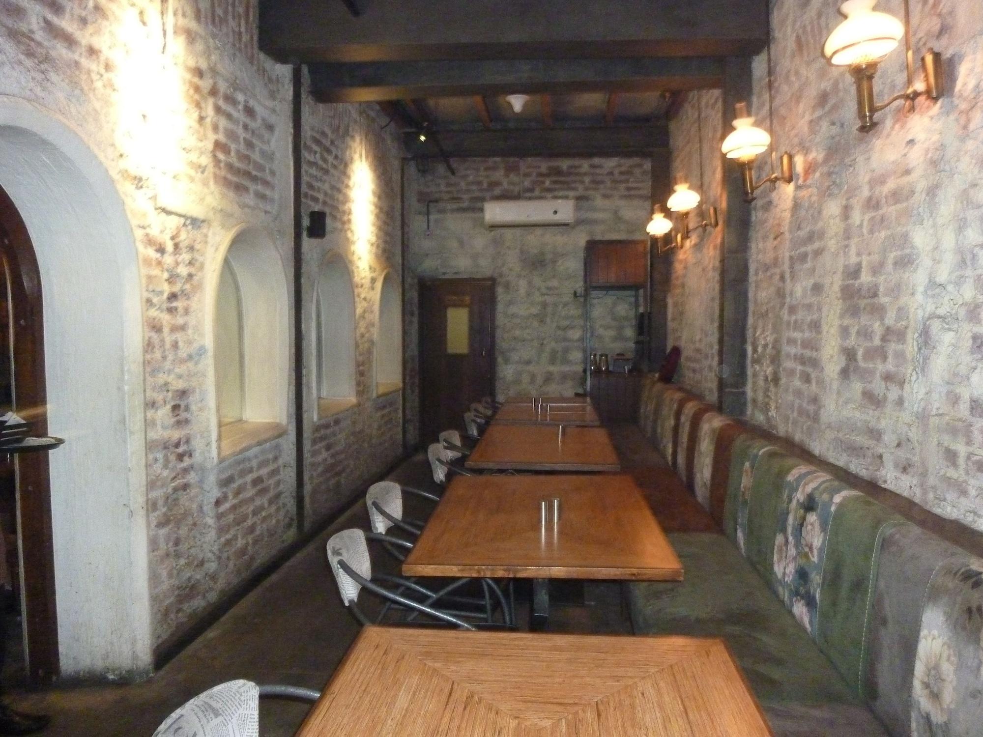 Restaurant Hotel New Bengal
