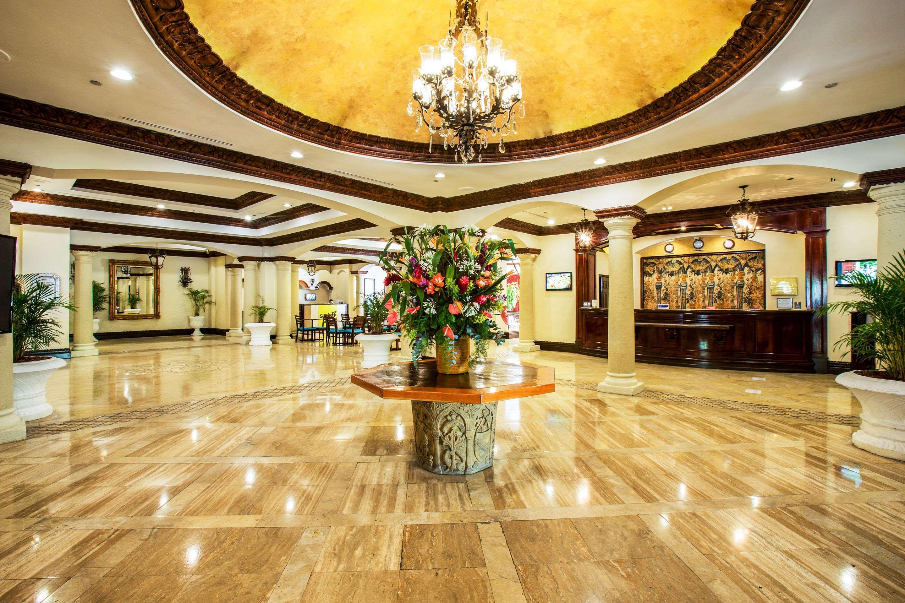 Vista Lobby Clarion Hotel Real Tegucigalpa