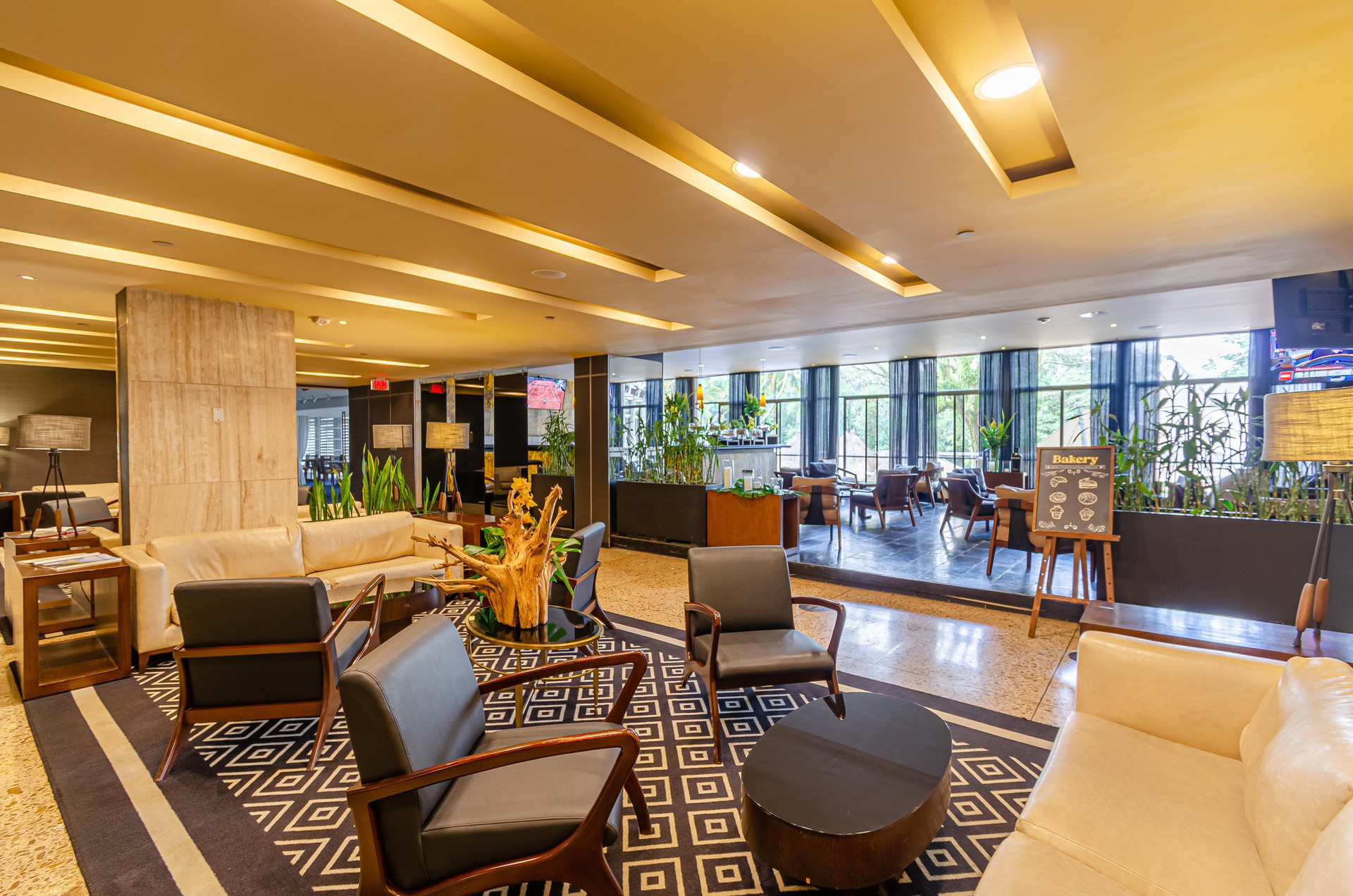 Vista Lobby InterContinental Medellin - Movich by IHG