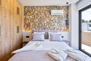 Alquiler Vacacional - Pathos SeaSide Suites