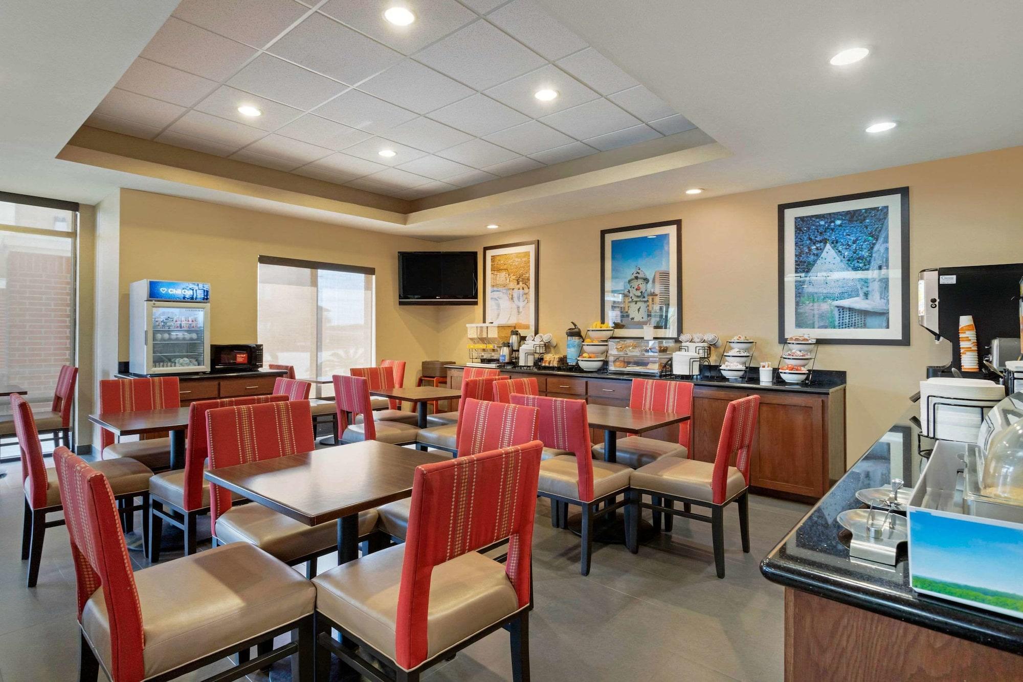 Restaurant Comfort Inn & Suites Port Arthur-Port Neches