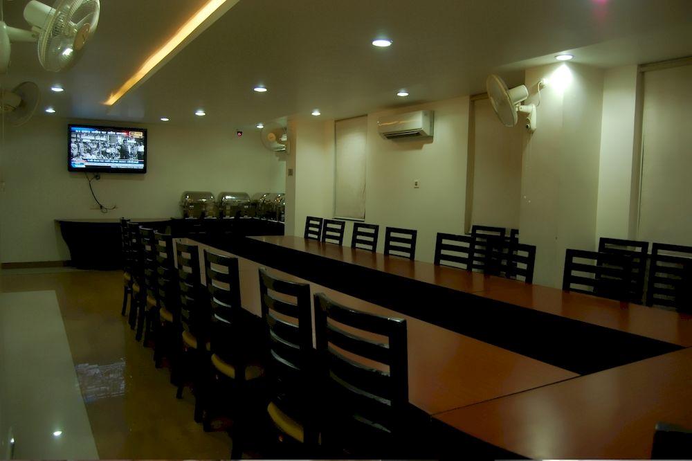Restaurant Orchid Business Luxury Hotel