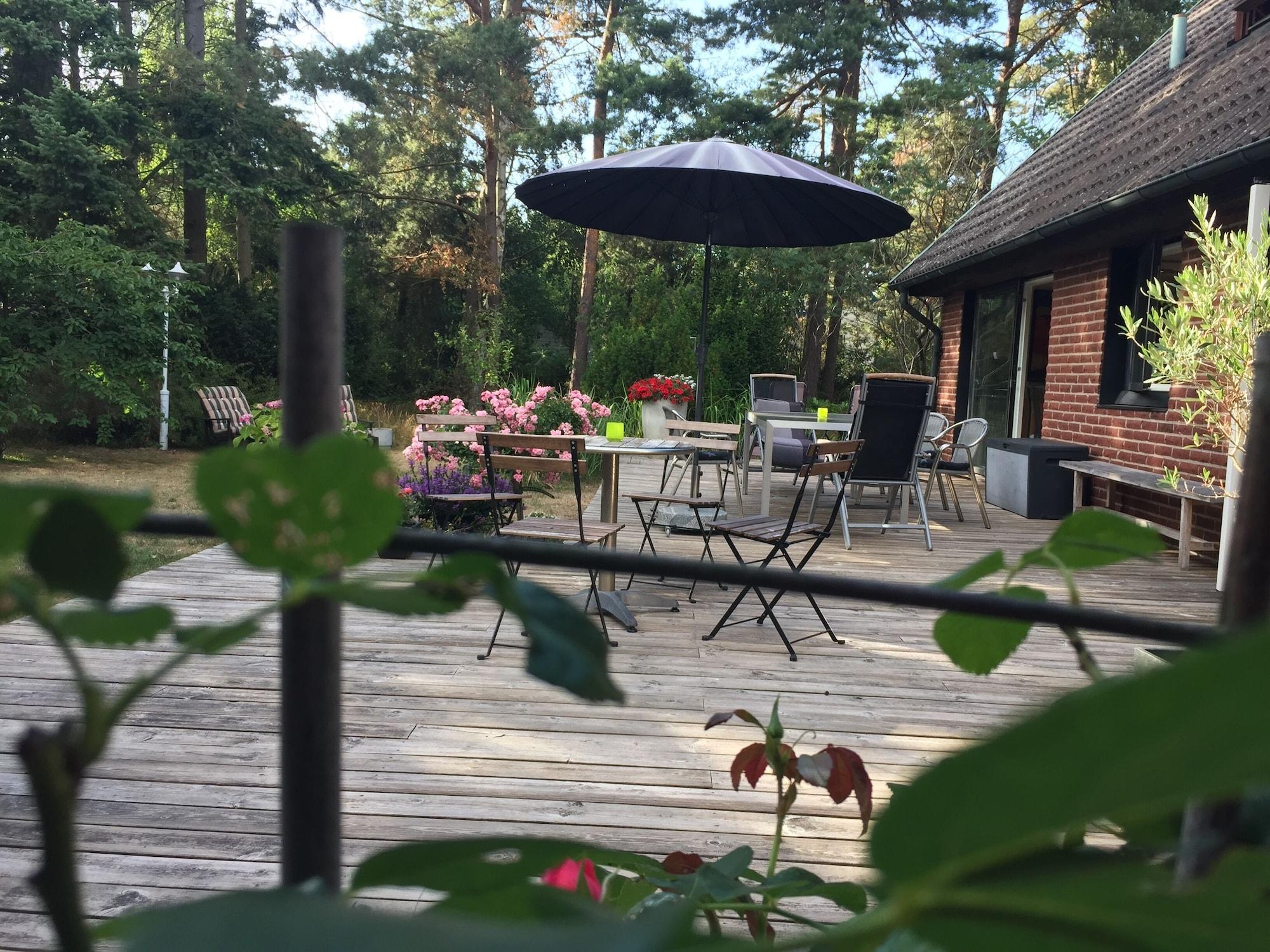 Varios Flygarevägen