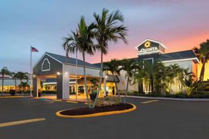 Alojamiento - La Quinta Inn by Wyndham Cocoa Beach-Port Canaveral