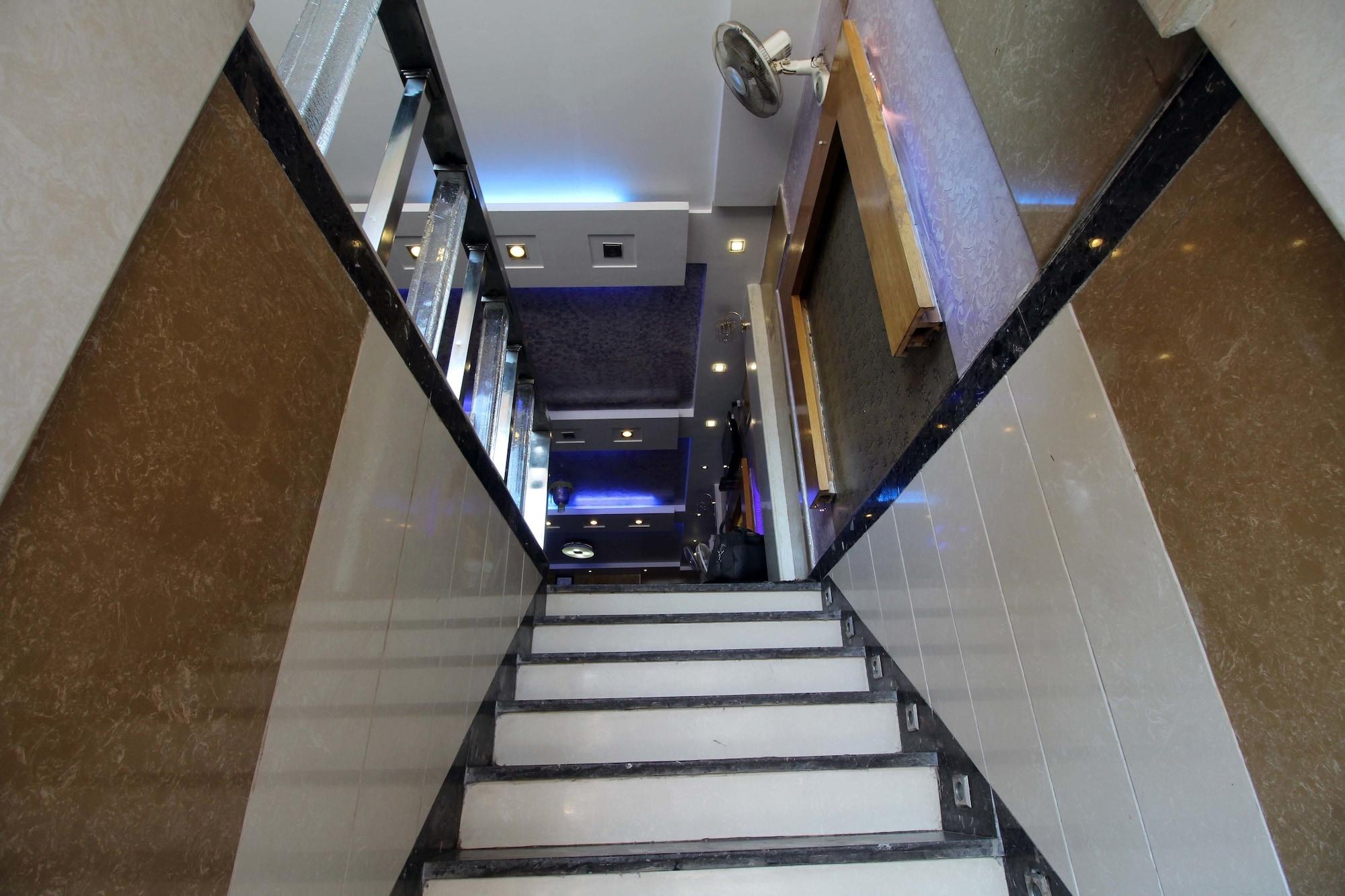 Varios Hotel Star View