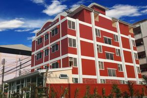 Alojamiento - Suansin Art Garden