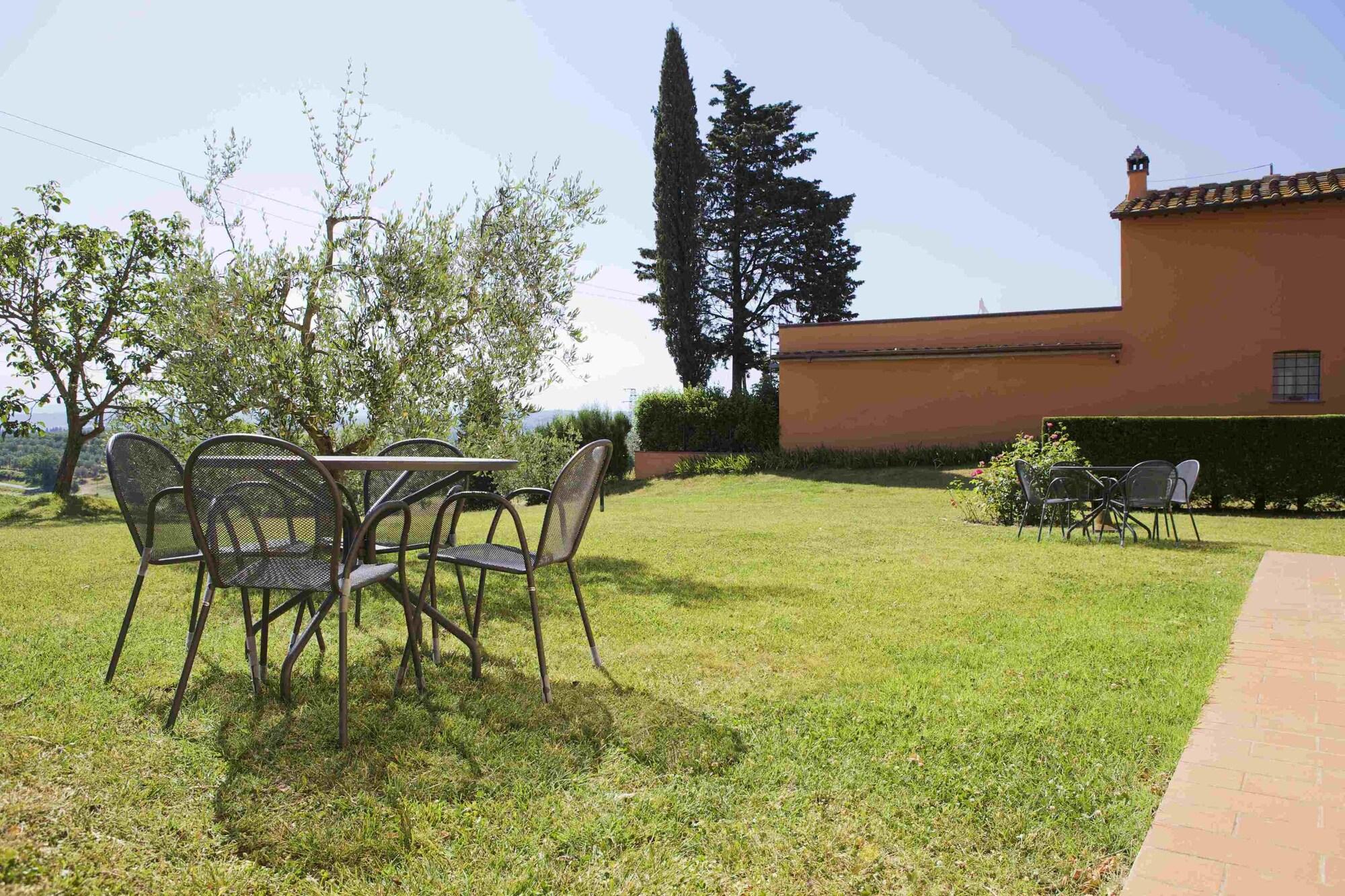 Equipamiento de Habitación Fattoria Poggio Capponi