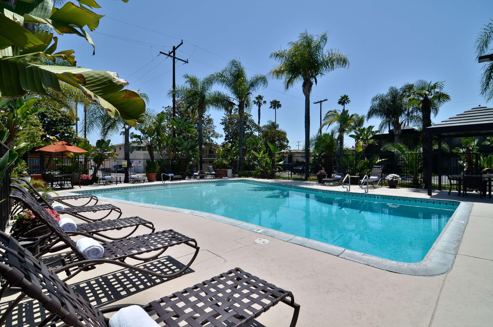 Vista Piscina Best Western Plus Pavilions