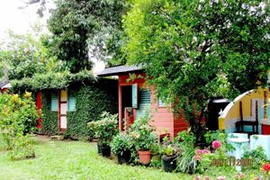 Alojamiento - Secret Cabins at Firefly Beach