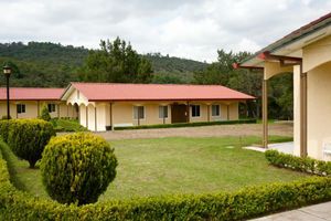 Alojamiento - Foresta Camp, Habitaciones y Hostales en el Bosque