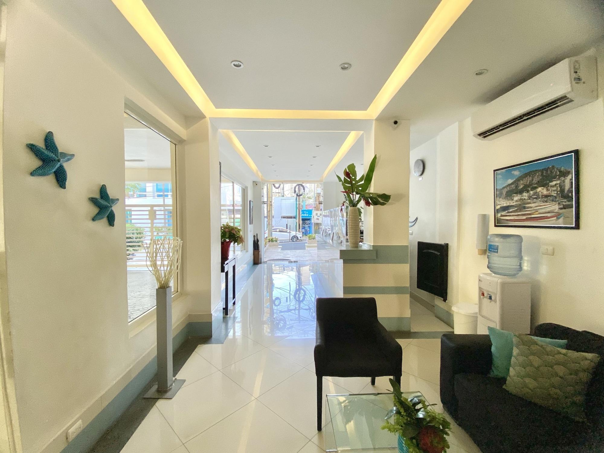 Vista Lobby Hotel Shakey