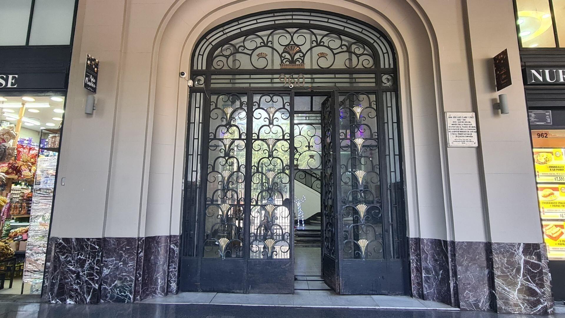 Vista Exterior Spot Fernández Concha